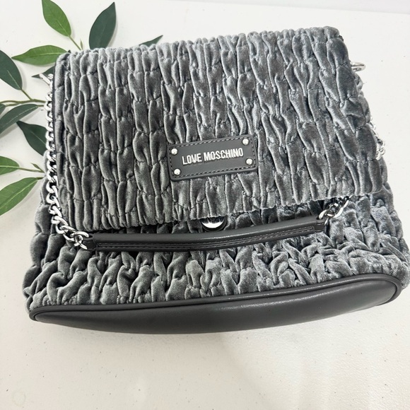 Love Moschino Gray Velvet Quilted Shoulder Bag - Picture 1 of 9